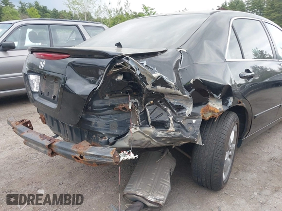 2007 Honda Accord LX SE with VIN 1HGCM56357A173826, listed as a IAAI auction lot 42384984 with 232,487 mi miles and . Bid and sale history available at DreamBid. Image 6.