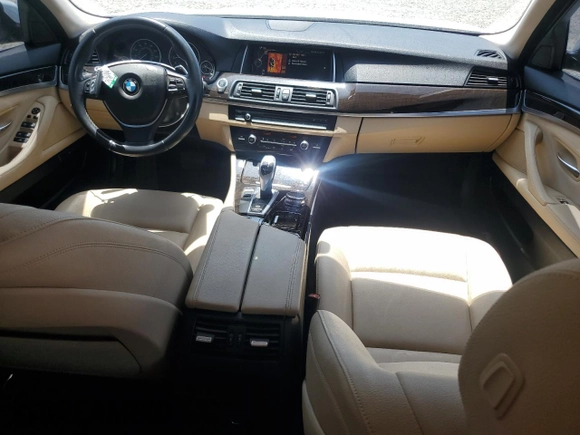 2016 BMW 5 Series 528i with VIN WBA5A5C5XGD526403, listed as a Copart auction lot 60992835 with 106,004 mi miles and Salvage title. Bid and sale history available at DreamBid. Image 8.