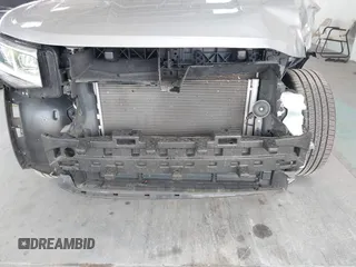 2021 Volkswagen Atlas SEL с VIN 1V2EE2CA9MC216892, выставлен на аукционе IAAI как лот 39943648 с пробегом 54 920 миль миль и . История ставок и продаж доступна на DreamBid. Изображение 18.