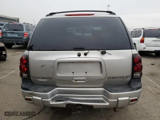 2004 Chevrolet TrailBlazer LT with VIN 1GNDS13S842323700, listed as a Copart auction lot 44176895 with 165,541 mi miles and Salvage Title. Bid and sale history available at carsss.com. Image 6.