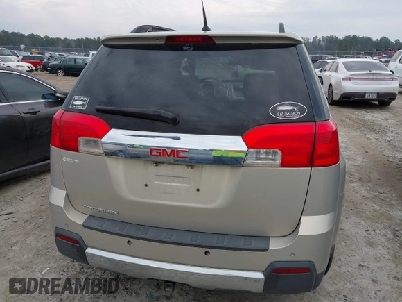 2011 GMC Terrain SLT-2 with VIN 2CTALWECXB6476014, listed as a IAAI auction lot 41619296 with 218,022 mi miles and . Bid and sale history available at carsss.com. Image 6.