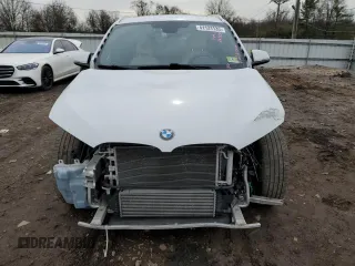 2016 BMW X1 xDrive28i with VIN WBXHT3C36GP884211, listed as a Copart auction lot 41121133 with 62,282 mi miles. Bid and sale history available at carsss.com. Image 5.