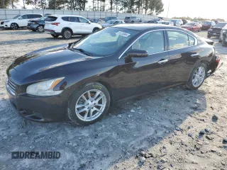 2011 Nissan Maxima S with VIN 1N4AA5AP0BC833718, listed as a Copart auction lot 81235864 with 130,151 mi miles and Salvage title. Bid and sale history available at DreamBid. Image 1.