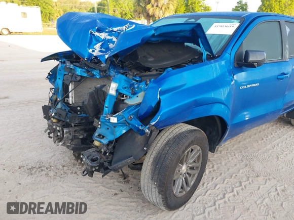 2024 Chevrolet Colorado 4WD LT with VIN 1GCPTCEK2R1140656, listed as a IAAI auction lot 41903659 with 19,698 mi miles and . Bid and sale history available at DreamBid. Image 19.