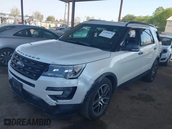 2016 Ford Explorer Sport with VIN 1FM5K8GT4GGB87268, listed as a IAAI auction lot 41894078 with 140,877 mi miles and . Bid and sale history available at carsss.com. Image 2.