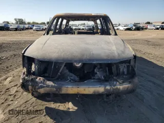 2001 GMC Yukon XL SLE with VIN 3GKFK16T61G189749, listed as a Copart auction lot 72585034 with Not Provided miles and Non Repairable. Bid and sale history available at carsss.com. Image 5.