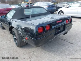 1995 Chevrolet Corvette with VIN 1G1YY32P3S5103855, listed as a IAAI auction lot 41853193 with 71,926 mi miles. Bid and sale history available at carsss.com. Image 6.