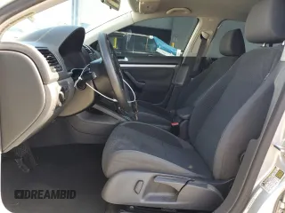 2009 Volkswagen Jetta S с VIN 3VWJZ71KX9M156475, выставлен на аукционе Copart как лот 51472775 с пробегом 165 967 миль миль и Чистый • Clean title. История ставок и продаж доступна на DreamBid. Изображение 7.