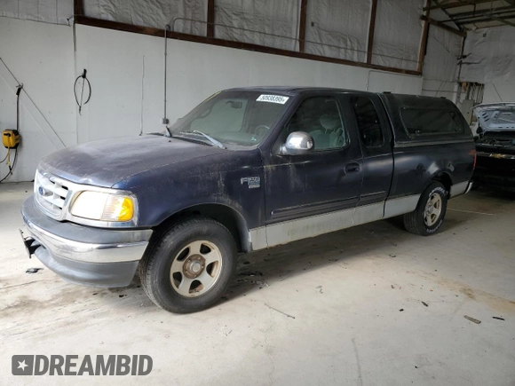 2002 Ford F-150 XL with VIN 1FTRX17W72NA16561, listed as a Copart auction lot 50938395 with 160,088 mi miles and Clean Title. Bid and sale history available at carsss.com. Image 1.