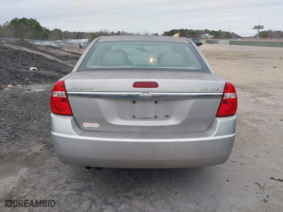 2007 Chevrolet Malibu LS w/2FL with VIN 1G1ZS58N87F290017, listed as a IAAI auction lot 41513640 with 202,007 mi miles. Bid and sale history available at carsss.com. Image 17.