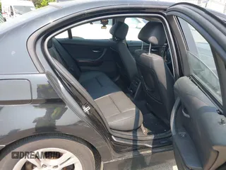 2008 BMW 3 Series 328xi with VIN WBAVC93528K040277, listed as a IAAI auction lot 42446998 with 155,596 mi miles and . Bid and sale history available at DreamBid. Image 8.