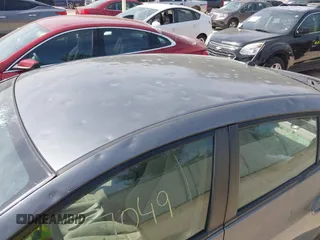 2012 Honda Insight LX z VIN JHMZE2H54CS004239, wystawiony jako IAAI lot #42197049 z przebiegiem 113 350 mil mil oraz . Historia ofert i sprzedaży dostępna na DreamBid. Obrazek 6.