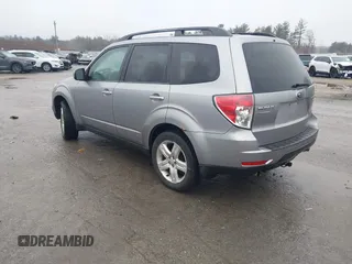 2010 Subaru Forester X Limited with VIN JF2SH6DC9AH728512, listed as a IAAI auction lot 41731623 with 187,991 mi miles and . Bid and sale history available at DreamBid. Image 3.