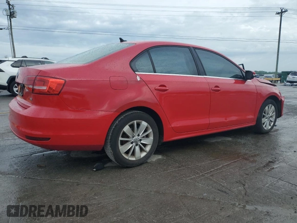 2015 Volkswagen Jetta SE z VIN 3VWD17AJ8FM321737, wystawiony jako Copart lot #54677305 z przebiegiem 172 918 mil mil oraz Czysty tytuł • Clean title. Historia ofert i sprzedaży dostępna na DreamBid. Obrazek 3.