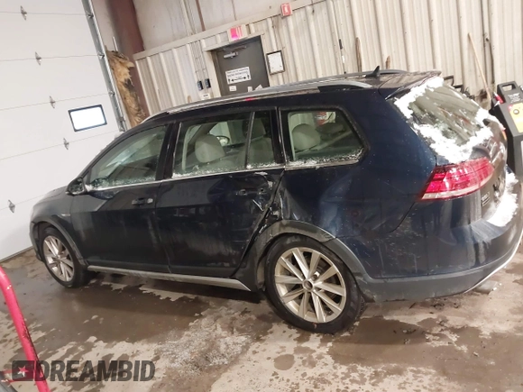2019 Volkswagen Golf S z VIN 3VWH17AU7KM513463, wystawiony jako IAAI lot #41197885 z przebiegiem 71 382 mil mil oraz . Historia ofert i sprzedaży dostępna na DreamBid. Obrazek 14.