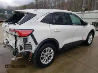 2022 Ford Escape SE with VIN 1FMCU9G65NUA60755, listed as a Copart auction lot 47588685 with 167,255 mi miles and Clean Title. Bid and sale history available at DreamBid. Image 3.