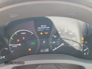 2010 Lexus RX 450h z VIN JTJBC1BA3A2006003, wystawiony jako Copart lot #64174005 z przebiegiem 201 286 mil mil oraz Szkoda całkowita • Salvage title. Historia ofert i sprzedaży dostępna na DreamBid. Obrazek 9.