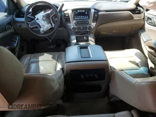 2017 Chevrolet Suburban LT z VIN 1GNSCHKC5HR329037, wystawiony jako Copart lot #52016315 z przebiegiem 215 859 mil mil oraz Szkoda całkowita • Salvage title. Historia ofert i sprzedaży dostępna na DreamBid. Obrazek 8.