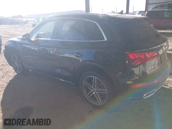 2018 Audi SQ5 Premium Plus z VIN WA1A4AFYXJ2063277, wystawiony jako IAAI lot #41657799 z przebiegiem 86 111 mil mil oraz . Historia ofert i sprzedaży dostępna na DreamBid. Obrazek 3.