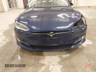 2018 Tesla Model S 75D with VIN 5YJSA1E24JF276044, listed as a IAAI auction lot 41798530 with 53,462 mi miles and . Bid and sale history available at DreamBid. Image 12.