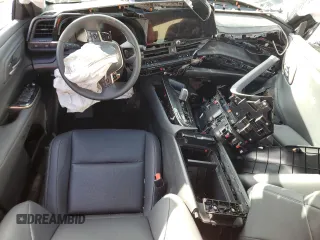 2025 Toyota Crown XLE with VIN JTDAAAAF4S3032655, listed as a Copart auction lot 41336325 with 10,009 mi miles and Non Repairable. Bid and sale history available at carsss.com. Image 8.