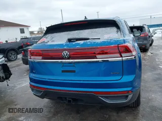 2024 Volkswagen Atlas SE with VIN 1V2KE2CA2RC225881, listed as a IAAI auction lot 41576436 with 9,408 mi miles and . Bid and sale history available at DreamBid. Image 16.