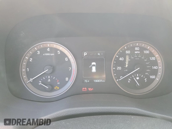 2016 Hyundai Tucson Limited with VIN KM8J33A21GU215589, listed as a Copart auction lot 48438225 with 196,831 mi miles and Clean Title. Bid and sale history available at DreamBid. Image 9.
