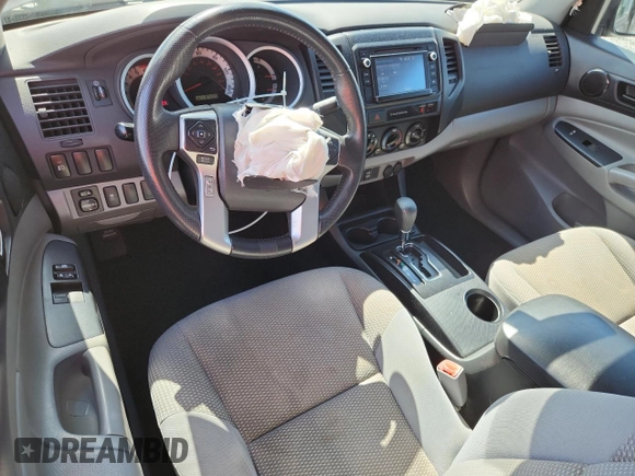 2015 Toyota Tacoma with VIN 5TFTX4CN6FX064308, listed as a Copart auction lot 61337815 with 87,209 mi miles and Salvage title. Bid and sale history available at DreamBid. Image 8.