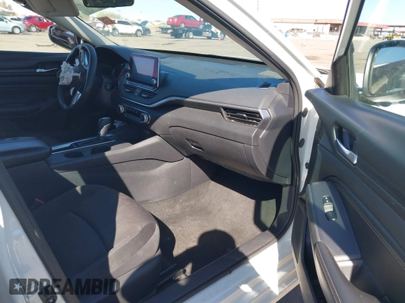 2019 Nissan Altima S with VIN 1N4BL4BV0KC217944, listed as a IAAI auction lot 41554185 with 121,514 mi miles and . Bid and sale history available at DreamBid. Image 5.