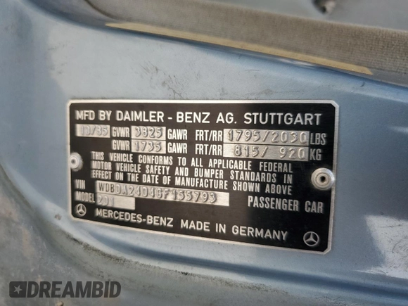1986 Mercedes-Benz 190 E z VIN WDBDA24D4GF155793, wystawiony jako Copart lot #68599054 z przebiegiem 193 233 mil mil oraz Tytuł czysty. Historia ofert i sprzedaży dostępna na DreamBid. Obrazek 14.