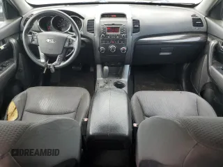 2011 Kia Sorento LX with VIN 5XYKT3A14BG086936, listed as a Copart auction lot 55522405 with 304,073 mi miles and Clean Title. Bid and sale history available at DreamBid. Image 8.