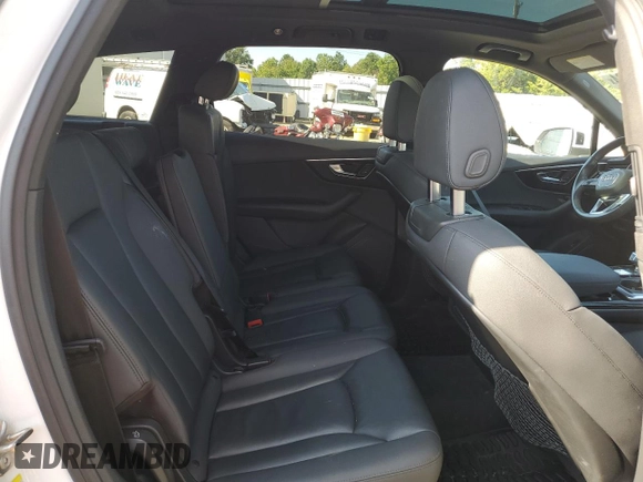 2020 Audi Q7 Premium z VIN WA1AJAF7XLD011977, wystawiony jako Copart lot #70385804 z przebiegiem 87 468 mil mil oraz Szkoda całkowita • Salvage title. Historia ofert i sprzedaży dostępna na DreamBid. Obrazek 11.