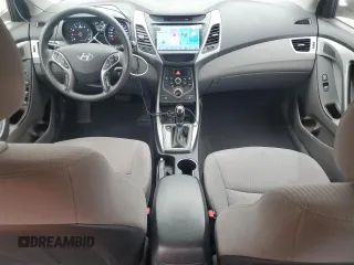 2014 Hyundai Elantra SE z VIN 5NPDH4AE9EH516525, wystawiony jako Copart lot #59575975 z przebiegiem 92 180 mil mil oraz Czysty tytuł • Clean title. Historia ofert i sprzedaży dostępna na DreamBid. Obrazek 8.