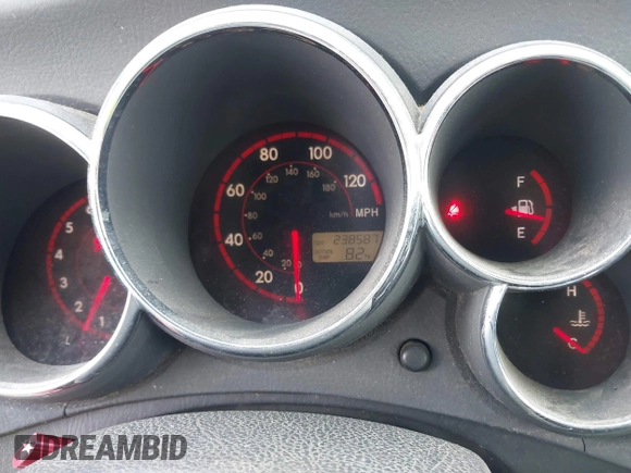 2004 Pontiac Vibe z VIN 5Y2SL62804Z443756, wystawiony jako IAAI lot #42557027 z przebiegiem 238 587 mil mil oraz . Historia ofert i sprzedaży dostępna na DreamBid. Obrazek 7.