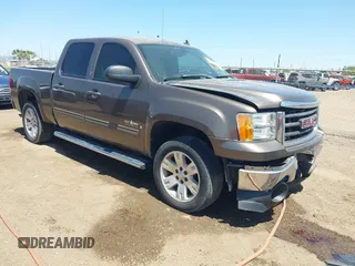 2007 GMC Sierra 1500 SLE1 z VIN 2GTEC13J971734450, wystawiony jako IAAI lot #41931804 z przebiegiem 304 854 mil mil oraz . Historia ofert i sprzedaży dostępna na DreamBid. Obrazek 1.