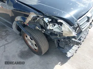 2005 Honda CR-V LX with VIN JHLRD78535C031868, listed as a IAAI auction lot 42002372 with 201,258 mi miles. Bid and sale history available at carsss.com. Image 6.