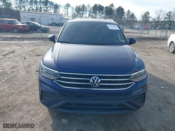 2022 Volkswagen Tiguan SE with VIN 3VV3B7AX4NM062714, listed as a IAAI auction lot 41173705 with 69,264 mi miles. Bid and sale history available at carsss.com. Image 12.