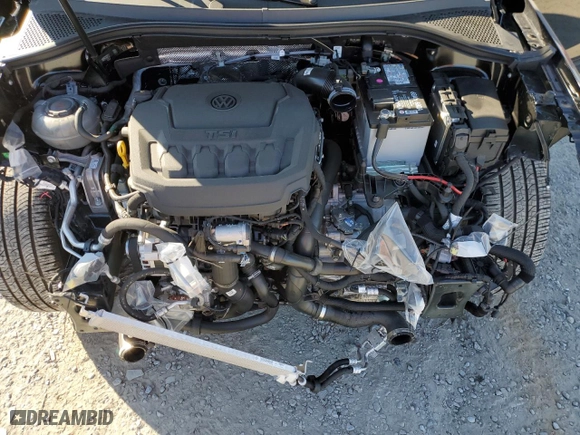 2024 Volkswagen Tiguan SE R-Line Black with VIN 3VVCB7AX0RM090094, listed as a Copart auction lot 42356495 with 2,604 mi miles and Salvage Title. Bid and sale history available at carsss.com. Image 12.