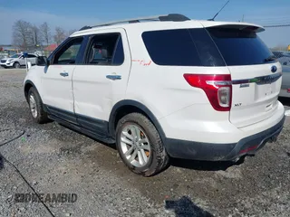 2013 Ford Explorer XLT with VIN 1FM5K8D80DGB32876, listed as a IAAI auction lot 41901401 with 217,594 mi miles and . Bid and sale history available at carsss.com. Image 3.