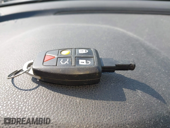 2007 Volvo S40 2.5L Turbo с VIN YV1MH682472299584, выставлен на аукционе IAAI как лот 42397638 с пробегом 123 473 миль миль и . История ставок и продаж доступна на DreamBid. Изображение 11.