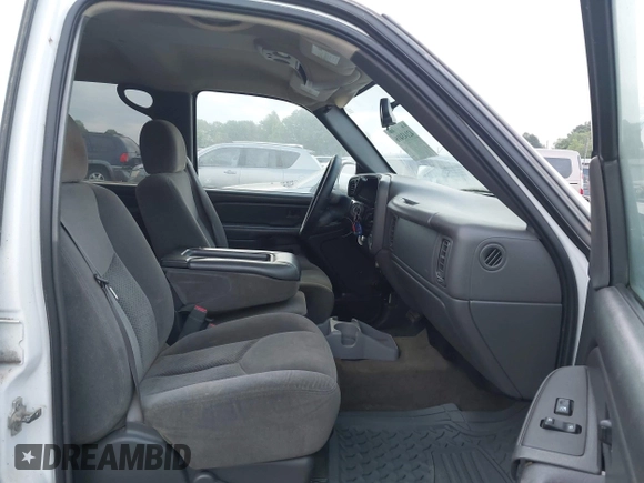 2007 Chevrolet Silverado 1500 LS with VIN 2GCEC13V371152170, listed as a IAAI auction lot 42143416 with 212,459 mi miles and . Bid and sale history available at DreamBid. Image 5.