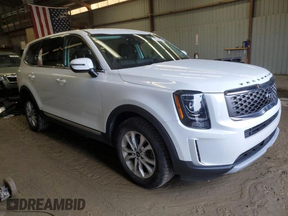 2020 Kia Telluride LX with VIN 5XYP2DHC4LG093764, listed as a Copart auction lot 41764965 with 68,695 mi miles and Salvage Title. Bid and sale history available at carsss.com. Image 4.
