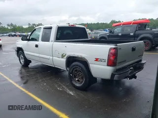 2003 Chevrolet Silverado 1500 LS с VIN 2GCEK19T831113643, выставлен на аукционе IAAI как лот 42410197 с пробегом 223 382 миль миль и . История ставок и продаж доступна на DreamBid. Изображение 3.