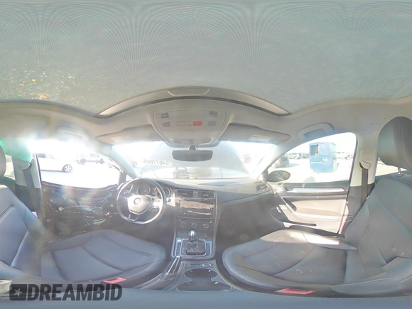 2018 Volkswagen Golf S z VIN 3VWG17AU1JM263597, wystawiony jako Copart lot #54077065 z przebiegiem 63 550 mil mil oraz Szkoda całkowita • Salvage title. Historia ofert i sprzedaży dostępna na DreamBid. Obrazek 15.
