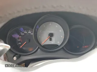 2019 Porsche Macan S с VIN WP1AB2A56KLB33219, выставлен на аукционе Copart как лот 52504045 с пробегом Не указан миль и Чистый • Clean title. История ставок и продаж доступна на DreamBid. Изображение 9.