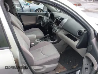 2006 Toyota RAV4 with VIN JTMZD33V666006105, listed as a IAAI auction lot 41820520 with 166,337 mi miles. Bid and sale history available at carsss.com. Image 5.