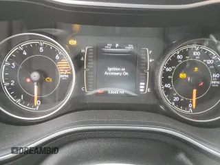 2020 Jeep Cherokee Altitude with VIN 1C4PJMLB3LD560205, listed as a Copart auction lot 77324144 with 53,665 mi miles and Salvage Title. Bid and sale history available at carsss.com. Image 9.