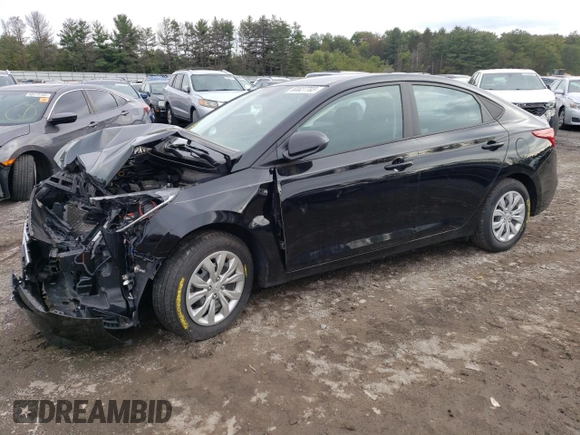 2021 Hyundai Accent SE with VIN 3KPC24A6XME135212, listed as a Copart auction lot 68827703 with 52,385 mi miles. Bid and sale history available at carsss.com. Image 1.