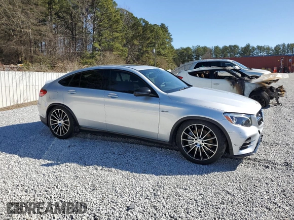2019 Mercedes-Benz GLC with VIN WDC0J6EB1KF540767, listed as a Copart auction lot 43392295 with 102,567 mi miles and Clean Title. Bid and sale history available at carsss.com. Image 4.