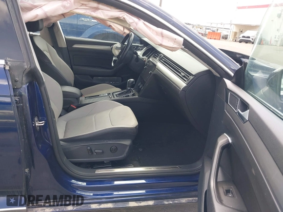 2019 Volkswagen Arteon SE с VIN WVWBR7AN3KE030990, выставлен на аукционе IAAI как лот 42130127 с пробегом 68 064 миль миль и . История ставок и продаж доступна на DreamBid. Изображение 5.